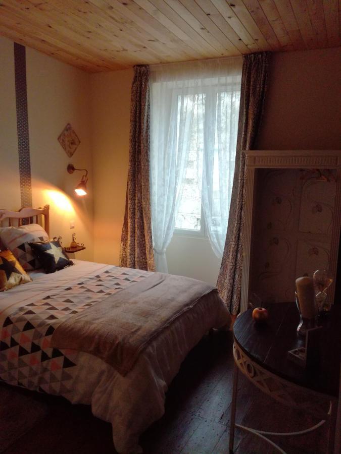 Chez Lorette Mauze-sur-le-Mignon Luaran gambar
