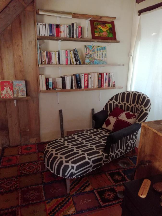 Chez Lorette Mauze-sur-le-Mignon Luaran gambar